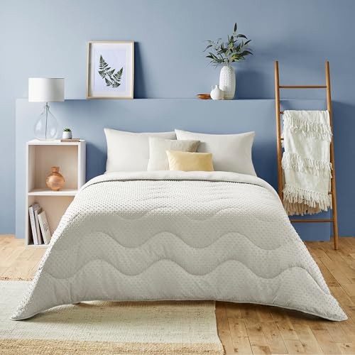 Night Lark - Coverless Duvet - 4.5 Tog - Double - Tufted Dots Collection - Luxury Bedding - Hypoallergenic - Machine Washable - Warm Sand