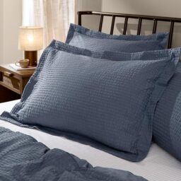 Yard Hebden Relaxed Seersucker Pillowcase Pair – Soft Cotton Textured Pillow Covers (Denim Blue – 75x50cm)