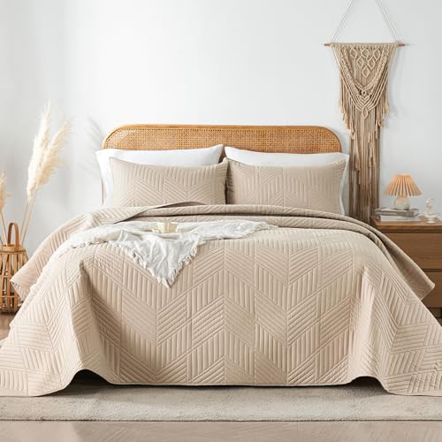 Davulos King Quilt Bedding Set,Beige Ultrasonic King/Cal King Quilt Set Reversible Microfiber Bedspread,Lightweight Soft Modern Geometric Coverlet Set for All Seasons(1 Quilt,2 Pillow Shams)