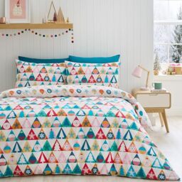 Catherine Lansfield Christmas Geo Reversible Double Duvet Cover Set with Pillowcases Cream