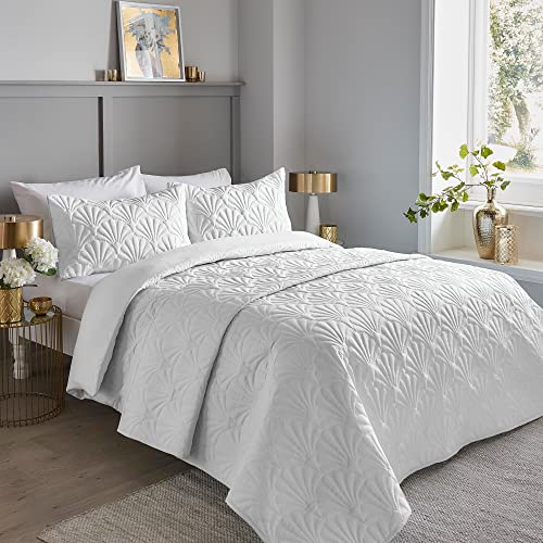Serene - White Floral Embroidery Duvet Cover - Super King Bedding Size (260 x 220cm) - Luxury Bedding - Soft Touch - Pinsonic/Ultrasonic Pattern - White Embossed Duvet - Cavili Collection