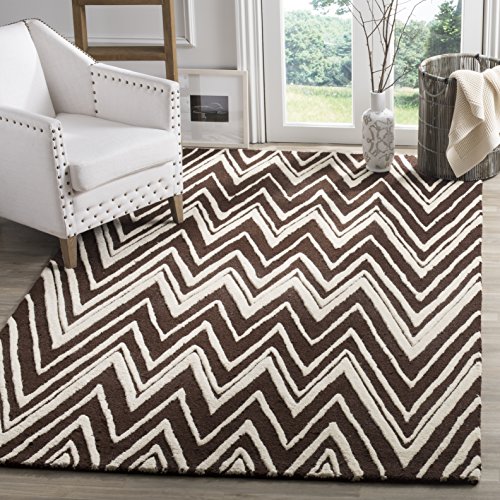 Safavieh Modern Indoor Hand Tufted Rectangle Area Rug, Cambridge Collection, CAM711, in Brown / Ivory, 152 X 244 cm for Living Room, Bedroom or Any Indoor Space