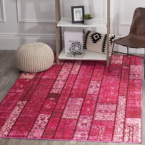 Safavieh Boho Chic Indoor Woven Rectangle Area Rug, Monaco Collection, MNC216, in Pink / Multi, 155 X 231 cm for Living Room, Bedroom or Any Indoor Space