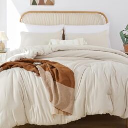 ROSGONIA King Size Comforter Set Beige, 3pcs Beige Comforter Set King(1 Boho Comforter & 2 Pillowcases), Lightweight Down Alternative Comforter,Cozy Blanket Set Fall Quilt for All Season,Gifts Ideas