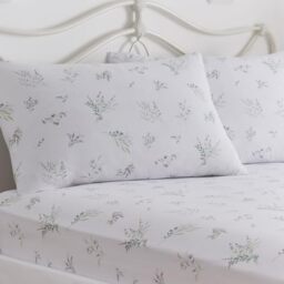 Dreams & Drapes Super King Fitted Sheet Set – White & Lavender Floral – 200x182x28cm Deep Fit – 100% Cotton Bedding with 2 Pillowcases – Soft Breathable Bed Linen – Matching Duvet Cover Available