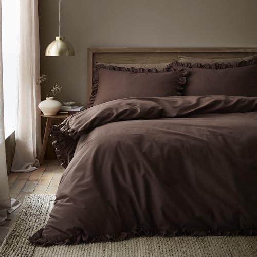 Appletree Loft Cassia Frill Chocolate Duvet Cover Set Single – Frilled Trim Bedding – Breathable Cotton – Includes 1 Duvet Cover (140 x 200cm) & 1 Pillowcase – Chocolate Cassia Frill Bedroom Set
