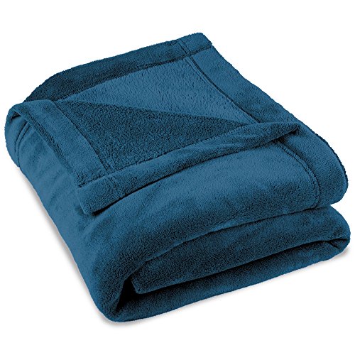 CelinaTex Montreal cuddly blanket microfibre blanket Coral fleece XXL 220 x 240 cm blue