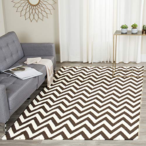 Safavieh Contemporary Indoor Flatweave Rectangle Area Rug, Dhurrie Collection, DHU557, in Brown / Ivory, 122 X 183 cm for Living Room, Bedroom or Any Indoor Space