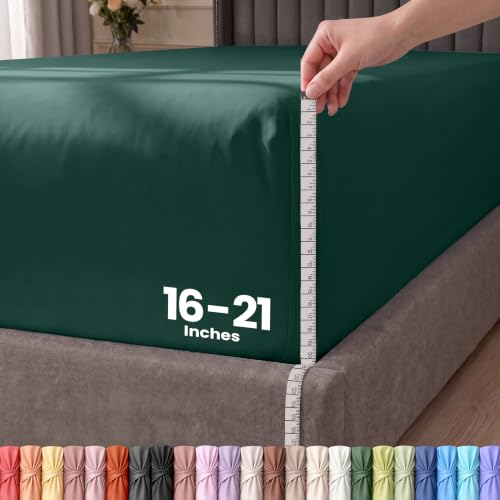 Utopia Bedding Queen Deep Pocket Fitted Sheet ??? Extra Deep Pocket ??? Fits up to 21 Inch Mattress ??? Hotel Luxury ??? Soft, Breathable and Comfy ??? Shrinkage and Fade Resistant ??? Easy Care ??? (Emerald)