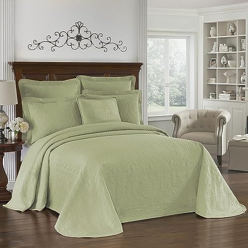Historic Charleston King Charles Modern Farmhouse Floral Matelasse Bedspread, 100% Cotton Breathable Bedding, King/CalKing, Sage
