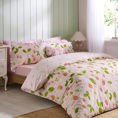 Catherine Lansfield Strawberry Frills Gingham Reversible King Duvet Cover Set with Pillowcases Pink
