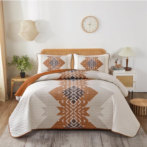 "Dintszyayue Burnt Orange Quilt Set Boho California King Size,3 Piece Aztec Texture Bedspread Coverlet Set Soft Lightweight Bedding Set Terracotta Quilt with 2 Pillowcases(Terracotta,96""x112"")"