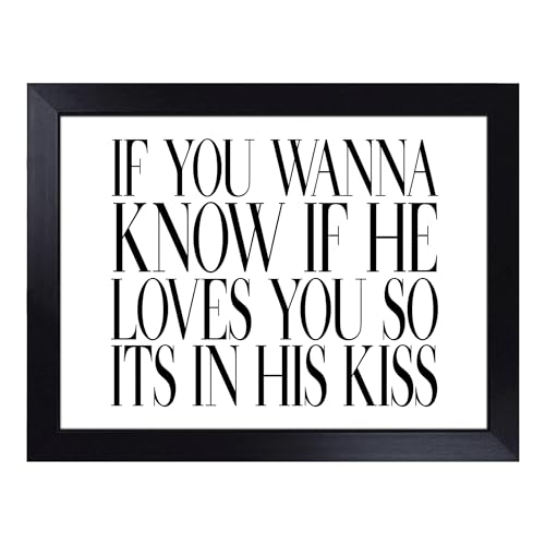 Lap Tray with Bean Bag Cushion, Its In His Kiss Typography Quote - Handmade in the UK, Raised Wooden Edge, Padded Cushion, Heat-Resistant Wipe-Clean Surface, for Meals, Laptops and Crafts
