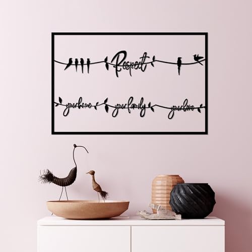 Hanah Home Stylish Black Decorative Metal Wall Accessory, 75 x 45 cm, 100% Metal, 1.5 mm Thickness, Easy Wall Mounting, Perfect for Modern Decor