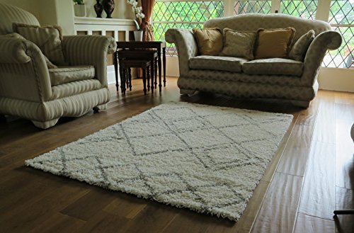 ASPECT Chevron Cosy Diamond/Rhombus Pattern Geometric Thick Soft Shaggy Rug, Polypropylene, Cream, 160 x 230 cm