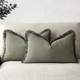 Foindtower Set of 2 Decorative Linen Fringe Lumbar Throw Pillow Covers Boho Farmhouse Cushion Cover with Tassels Soft Accent Pillowcase for Couch Sofa Bed Living Room Home Decor,12×20 Inch,Olive Green