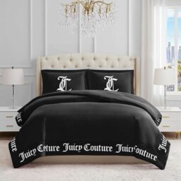 "Juicy Couture - Comforter Set - Gothic Design Bedding - King - 3 Piece Set includes (1) 108"" x 92"" Comforter and (2) 20"" x 36"" Shams - Wrinkle Resistant - Premium Bedroom Decor - Black"