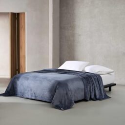 Calvin Klein - Twin Blanket, Soft Plush Bedding, Medium Weight Bed Blanket (Slate Blue, Twin)