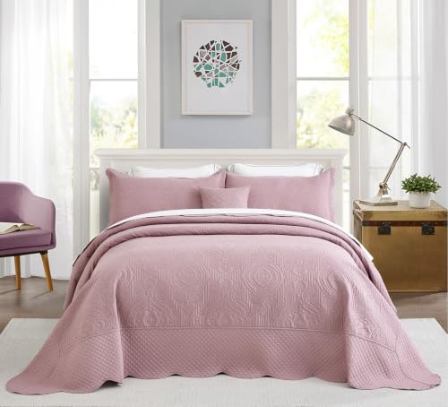 HZ & HY Oversized King Bedspread 128x120, Embossed Damask, Mauve Shadows - Extra Wide Coverage, 5-Piece Quilt Set, Lightweight Reversible Coverlet, Scalloped Edge, King/Cal King