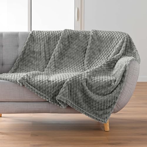 Douceur d'Intérieur, Cosy Blanket (125 x 150 cm) Mini Frosty Grey Flannel Relief Plain