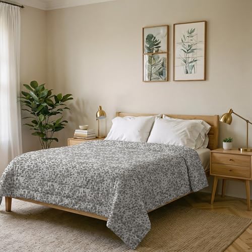 Karma Line Summer Quilt Made in Italy Printed Soft Microfibre Bedspread - Spring Summer Mid-Season Quilt - Roar, Double 250 x 240 cm