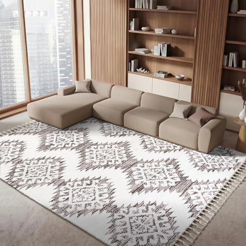 SAFAVIEH Shag Rug for Living Room, Dining Room, Bedroom - Moroccan Tassel Shag Collection, Short Pile, in Ivory and Brown, 160 X 229 cm