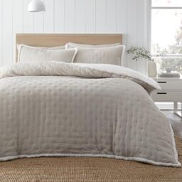 Catherine Lansfield Cosy Nori Soft Sherpa Double Duvet Cover Set with Pillowcases Cream