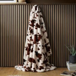 Fusion Cow Print Faux Fur Natural Bedspread Large – Animals Maximalist Bedding – Faux Fur Recycled Polyester – Natural Animals Bedroom Decor