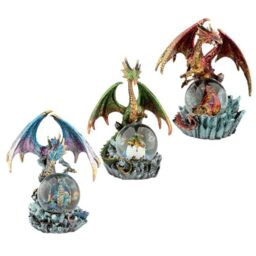 Puckator Dark Legends Crystal Orb Dragon Mother Snow Globe - Fantasy Design - Home Decoration - Plastic Snow Globes For Adults - With Real Glass - Snow Dome - Resin - Beautiful Snow Globes Uk