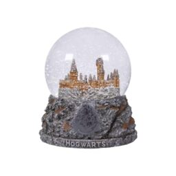 Half Moon Bay Harry Potter Snow Globe - Hogwarts Castle Snow Globes For Children - Harry Potter Decor & Harry Potter Bedroom Accessories - Snow Globes For Adults - Harry Potter Gifts For Girls & Boys