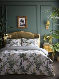 Laurence Llewelyn-Bowen Duvet Cover Set, 100% Cotton, Super-King 260x220cm, Green, Floral Pattern, 200 Thread Count, 2 Pillowcases