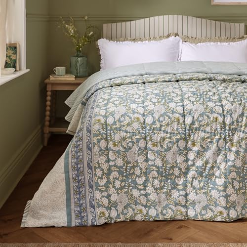 furn. Wylder Annabelle Bedspread – Reversible Floral Quilted Cotton Coverlet Bedding (Blue – 240x260cm)