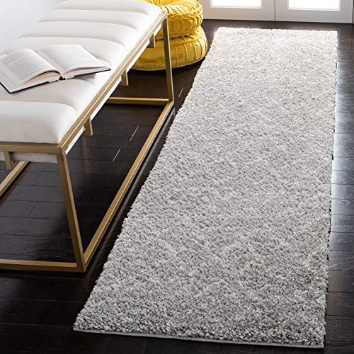 Safavieh Moroccan Shaggy Indoor Woven Runner Area Rug, Berber Shag Collection, BER165, in Light Grey / Cream, 69 X 244 cm for Living Room, Bedroom or Any Indoor Space
