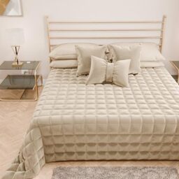 PETTI Artigiani Italiani - Double Quilt in Soft and Warm Velvet, Autumn Spring Quilt, Double Bedspread, 100% Made in Italy