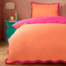 furn. Wiggle Scallop Duvet Cover Set – Easy Care Cotton Blend Wave Border Edge Bedding (Coral/Pink - Single)