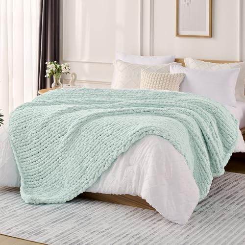 L'AGRATY Chunky Knit Blanket Throw: 60''x80'' Chenille Chunky Knitted Throw Blankets for Bed Couch - Handmade Thick Big Cable Knit Blanket - Large Crochet Rope Blankets for Home Decor(Mint Green)