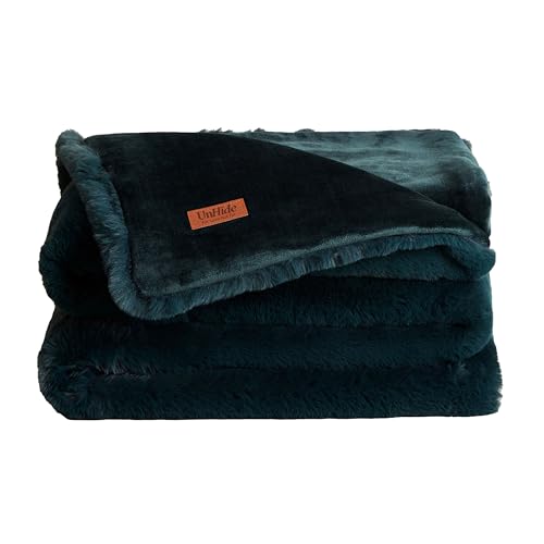 "UnHide Marshmallow Blanket, Heavy Weight, Extra Soft Faux Fur Blanket - Made from 90% Recycled Materials with a Soft, Velvety Interior Side, Machine Washable, Medium, 60"" x 80"", Emerald Kitten"