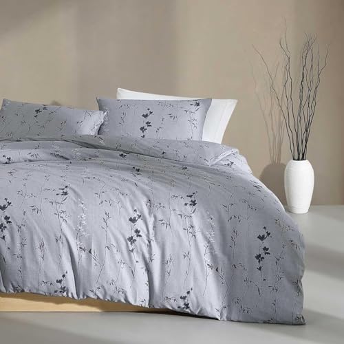 Calvin Klein - Queen Duvet Cover Set, Soft Cotton Sateen Bedding with Shams & Button & Corner Tie Closure, Smooth & Silky, Floral Printed Room Essentials (Wildflower Dusk Purple)