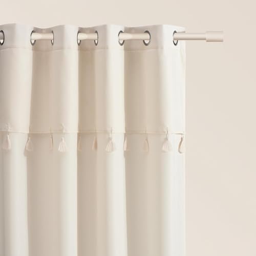 ROOM99 Astoria Curtain with Silver Eyelets 140 x 250 cm Width x Height Sliding Curtains Modern Curtain Living Room Bedroom Light Cream 1 Piece