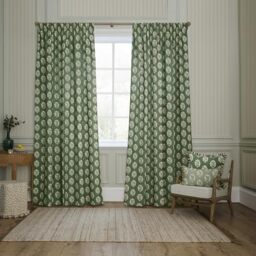 Sanderson Sessile Leaf Room Darkening Pencil Pleat Curtain Pair – Lined Botanical Oak Leaf Drapes (Leaf Green - 168x183cm)