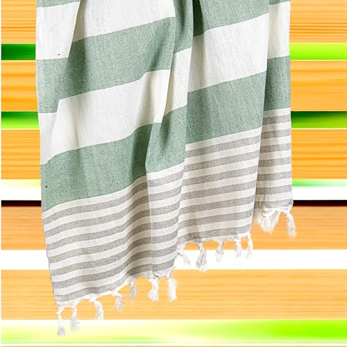 Ruggeri Maxi Beach Towel Fouta 100% Cotton - Lightweight and Compact Multipurpose Beach Towel - Beach, Pool and Travel Towel - High Absorbency, Quick Drying (Green, 170 x 170 cm)