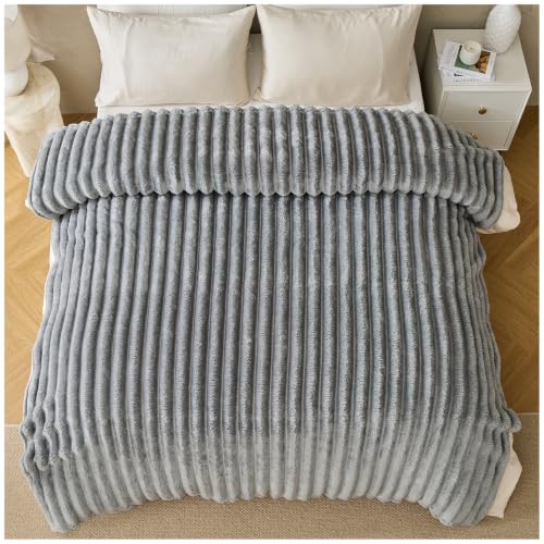 GC GAVENO CAVAILIA Fleece Throw Blanket Soft Bed Throw Double Size, Grey - Fuzzy Thick Warm, Lightweight, Washable Ribbed Fluffy Blanket - Sherpa Throws For Sofas, Bed, Couch, Arhmchair, 150x200 cm