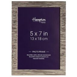 Hampton Frames YENNEFER 5x7 (13x18cm) Silver Contoured Photo Frame Glass YEN59957N