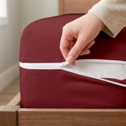 Queen 1 PC Zipper Fitted Sheet, Brushed Premium Quality Microfiber, Soft Shrinkage and Fade Resistant Bottom Sheet fits Upto 16 Inch Deep Pocket, Zipper Mattress Cover, Burgundy