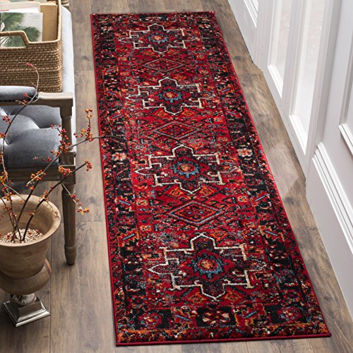 Safavieh Traditional Rug for Living Room, Dining Room, Bedroom - Persian Collection, Short Pile, in Red and Multi, 76 X 183 cm