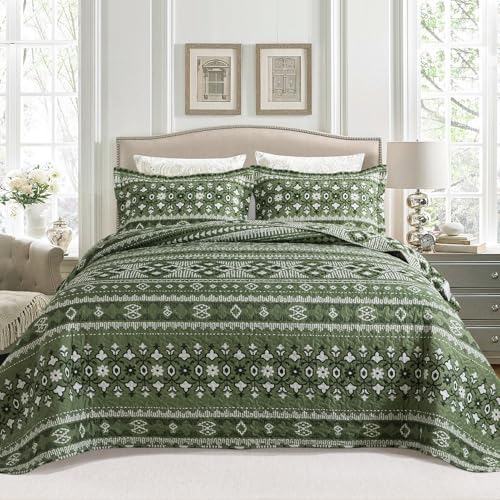 BEDIFANY California King Quilt, Reversible Lightweight Bedspread, Green - Boho Bed Spread Coverlet Sets for Bed Decoration, All-Season Oversized King Size Quilt Bedding Set (108 * 118 in), 3 Pieces