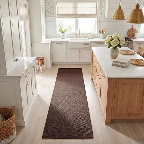 Safavieh Natural Fiber Rug for Living Room, Dining Room, Bedroom - Natural Fiber Collection, Short Pile, in Dark Brown, 76 x 244 cm