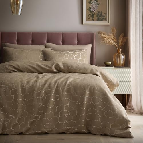 Soiree Ginko Jacquard Duvet Cover Set Super King 260 x 220cm – Textured Jacquard Bedding in Natural Colour, Includes 2 Pillowcases
