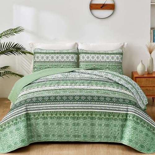 "WONGS BEDDING Boho Queen Quilt Set, Light Green Bohemian Quilt Bedding Set, Lightweight Bed Decor Bedspread for All Season Reversible Microfiber Coverlet Bedding Set 96""x90""(3 Pieces)"