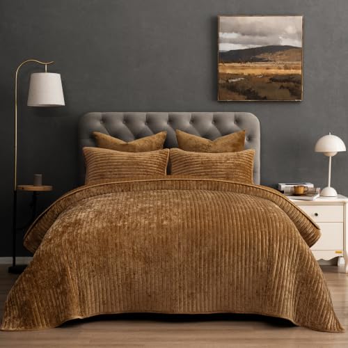 "PHF Luxury Velvet Quilt Set Twin Size - 2PCS Ultra Soft with Striped Channel, Cozy Quilted Bedspread, Heirloom Gift, 1 Coverlet with 1 Matching Sham, 68"" x 92"", Rusty Burnt Orange"